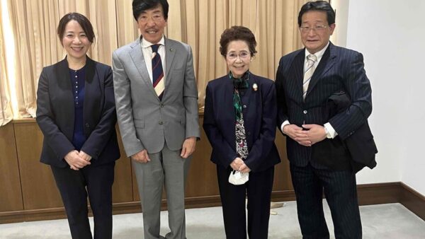 昭島市長を表敬訪問いたしました ―新年の決意を胸に―